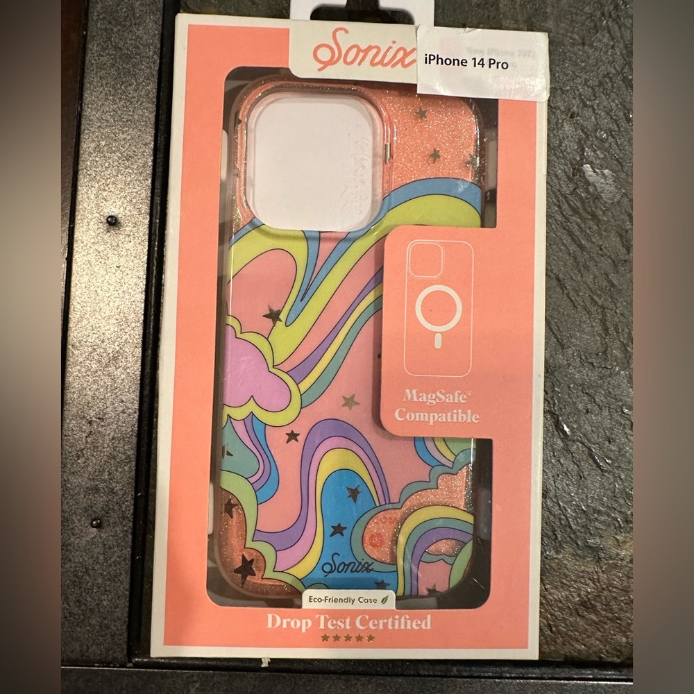 NEW in package Sonix phone case for I Phone 14 Pro MagSafe compatible